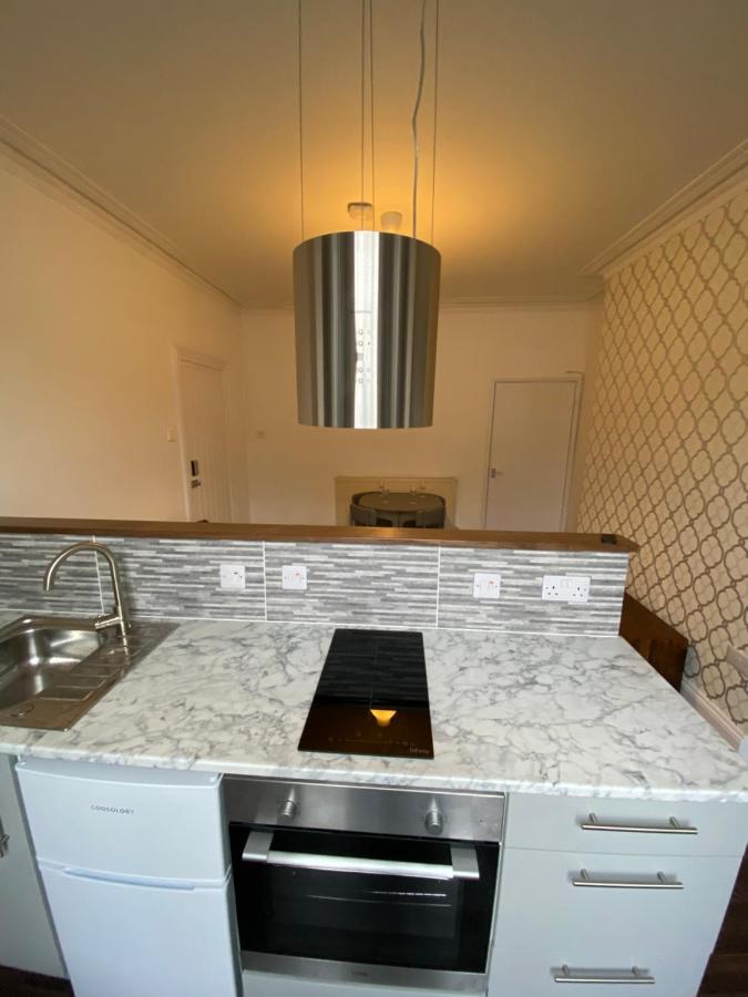 The Walnut Suite Lovely One Bedroom Flat In Stoke. Plymouth Esterno foto